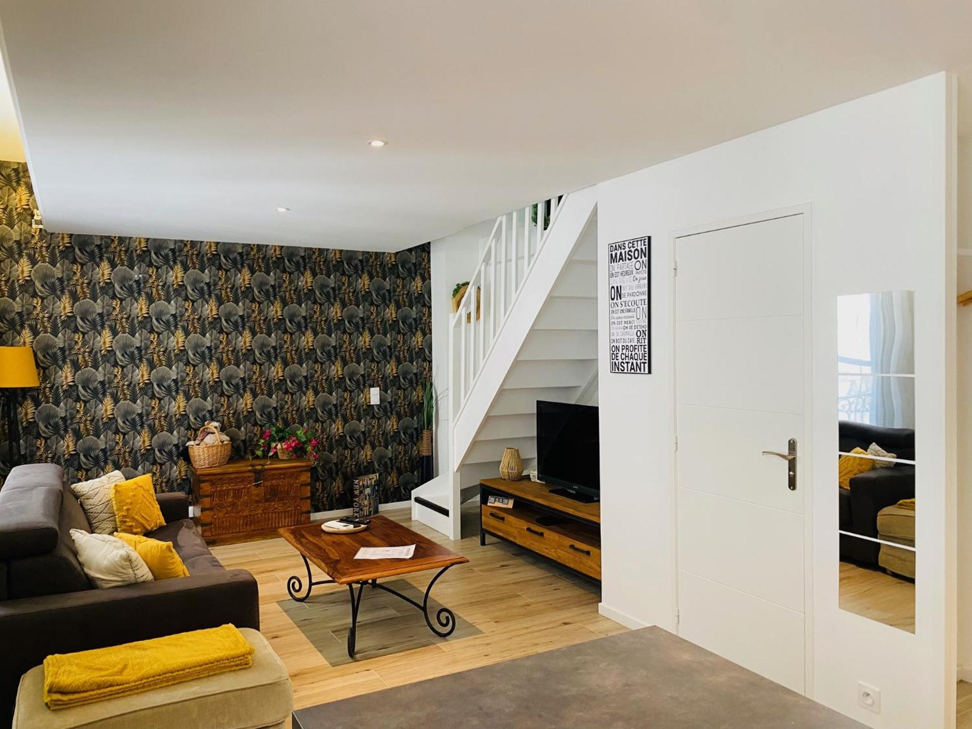 Douillet Et Coquet Appartement Climatise - Parking Prive Gratuit - Centre Montpellier Bagian luar foto