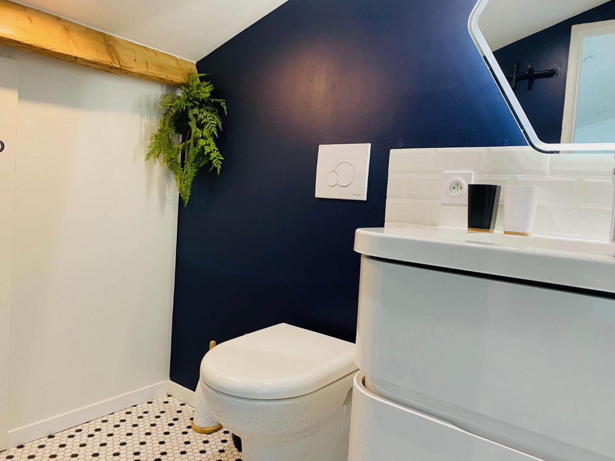 Douillet Et Coquet Appartement Climatise - Parking Prive Gratuit - Centre Montpellier Bagian luar foto